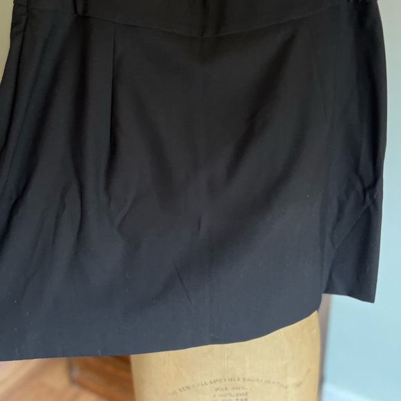 Zara black mini skirt with pearls side zip size large - Picture 7 of 8